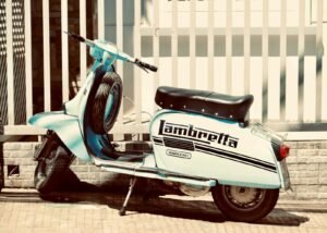 art-automotive-tire-fender-automotive-wheel-system-tread-scooter-1694610-pxhere.com-min