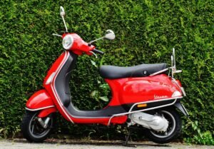 technology-red-vehicle-drive-motor-scooter-moped-594677-pxhere.com-min