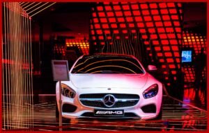 white-car-automobile-paris-france-vehicle-384086-pxhere.com-min